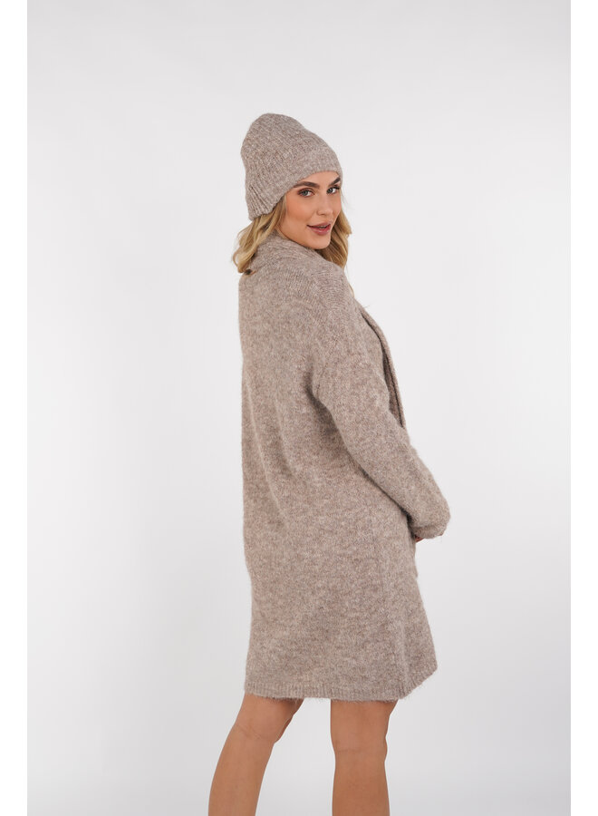 Oversized wollen jurk met muts en sjaal taupe