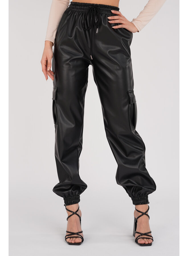 Cargo broek lederlook zwart