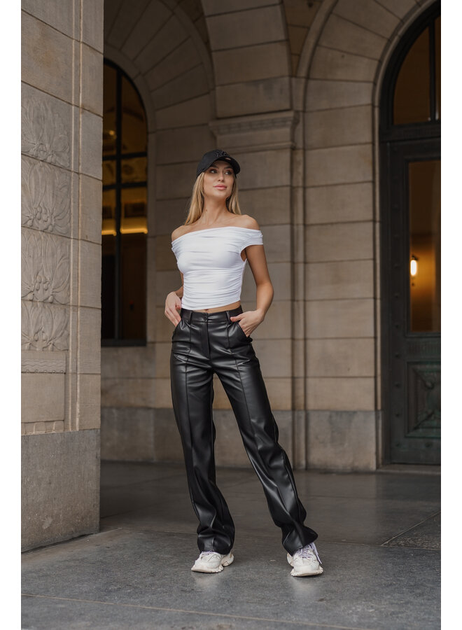 Flared broek leatherlook zwart