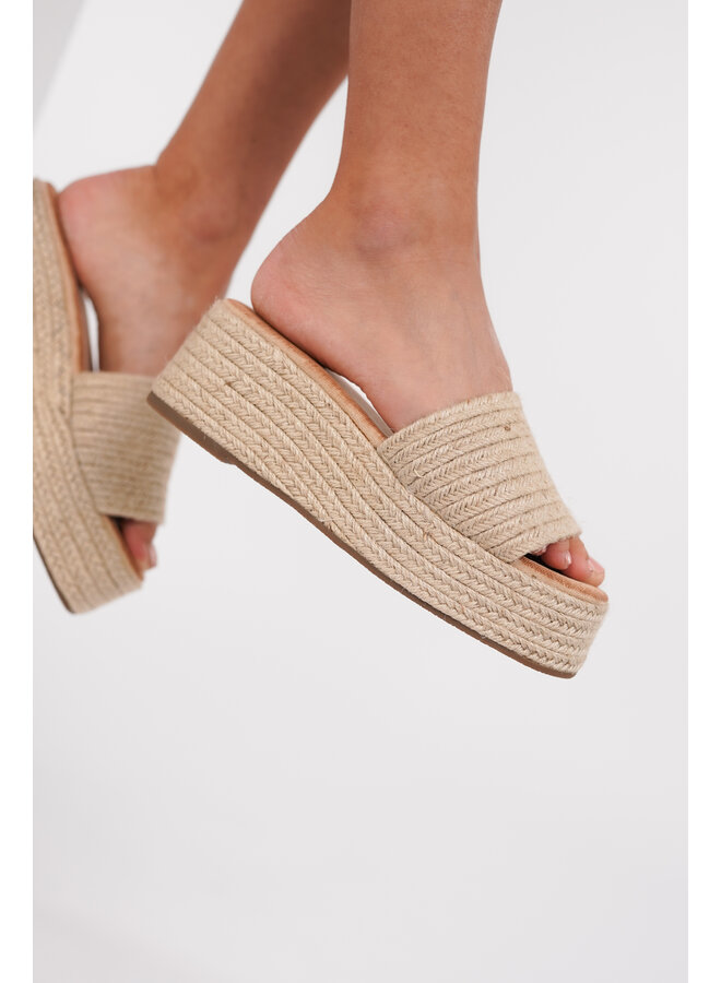 Plateau slippers beige - Fleva