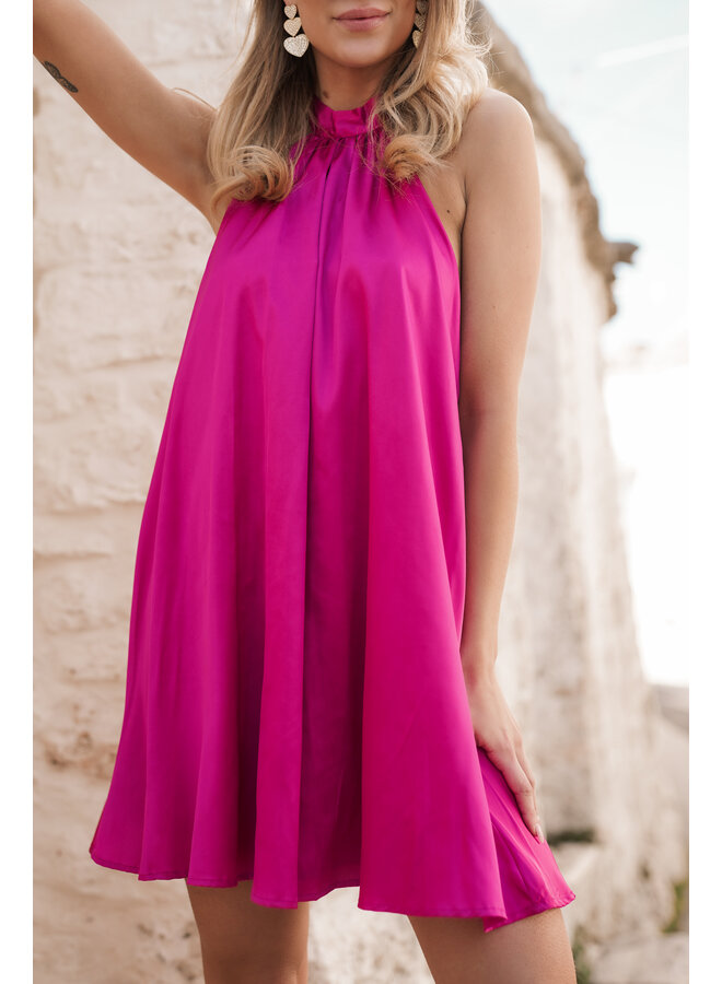 Satijn jurk hoogsluitend roze