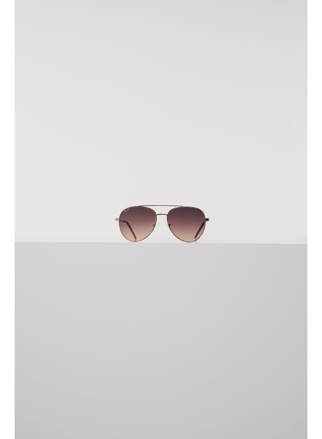 Aviator zonnebril met gradient donkere glazen goud