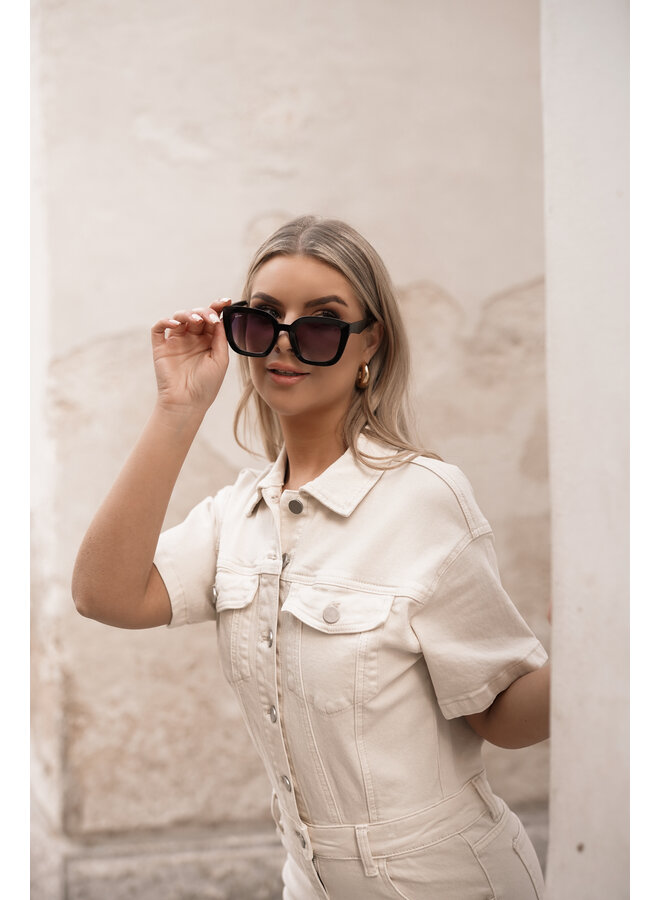 Zonnebril zwart oversized cateye