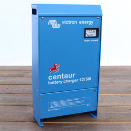 Victron Centaur acculader 12/50 (3) 90-265V AC