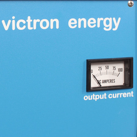 Victron Centaur acculader 12/80 (3) 90-265V AC