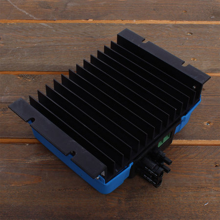 Victron BlueSolar MPPT 150/70 - MC4 Solar Laadregelaar