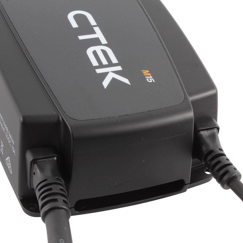 CTEK M15 Caricabatterie 15A 12V – Intelligente Per Barche, Moto E Litio