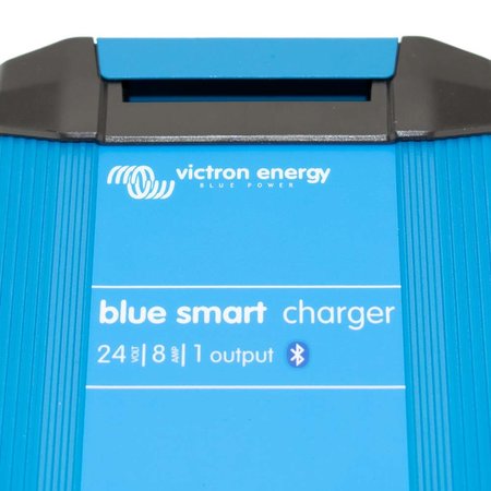 Victron Blue Smart IP22 Acculader 24/8 (1)