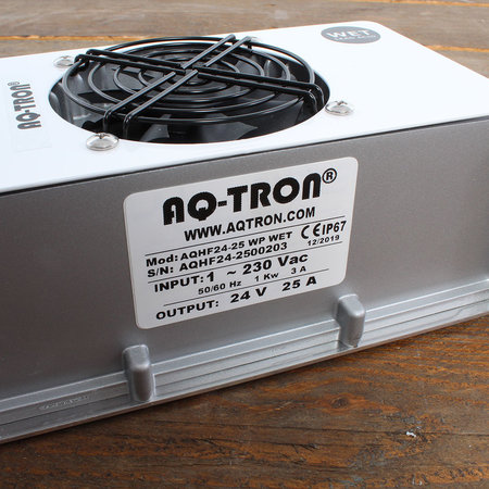 AQ-TRON Hoogfrequent Acculader 24V 25A - WET