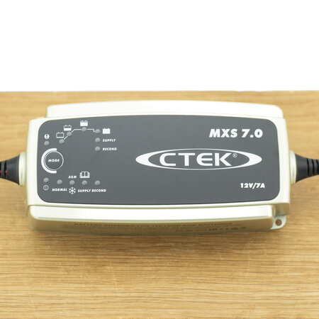 CTEK MXS 7.0 (12V / 7A)