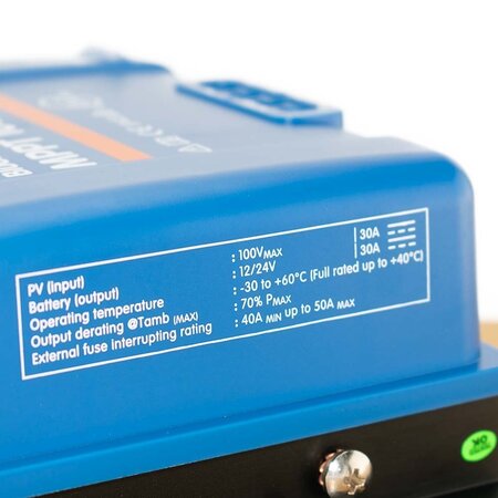Victron BlueSolar MPPT 100/30 Solar Laadregelaar