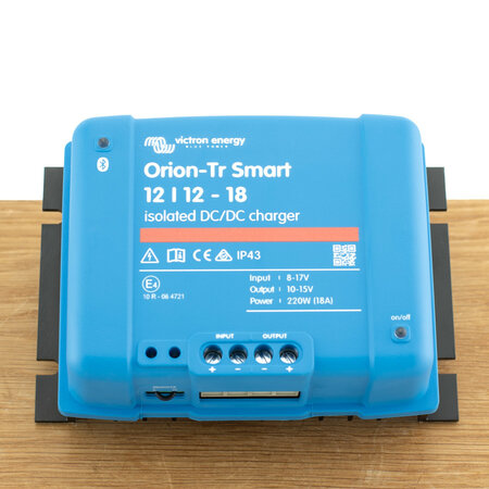 Victron Orion-Tr Smart 12/12-18A (220W) Geïsoleerd