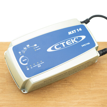 CTEK MXT14 (24V / 14A)