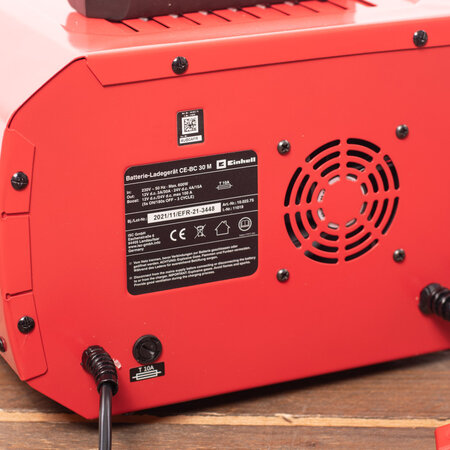 Einhell CE-BC 30 M Acculader / Jumpstarter