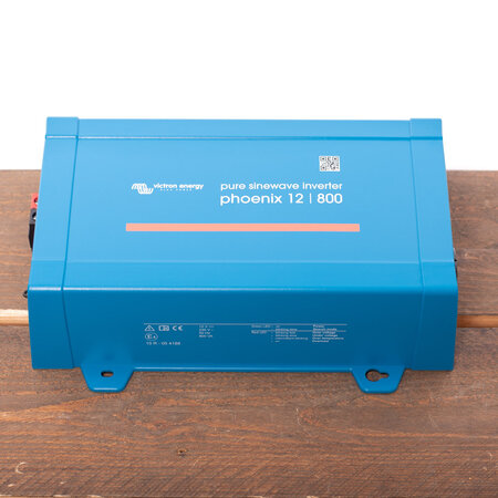 Victron Phoenix 12/800 DC/AC Omvormer