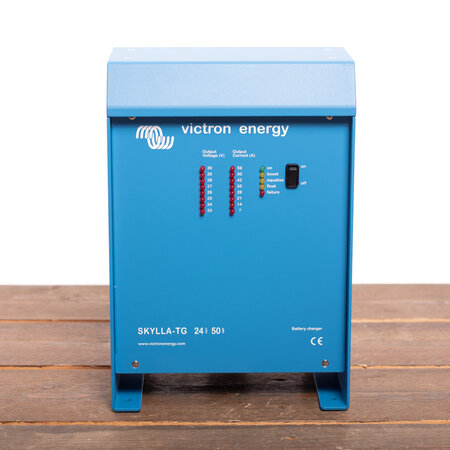 Victron Skylla-TG 24/50 (1+1)
