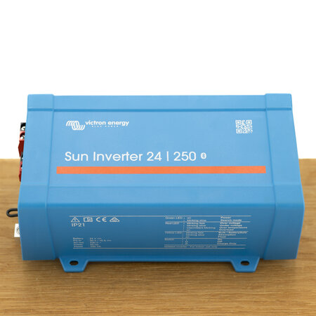 Victron Sun Inverter 24/250-15 IEC