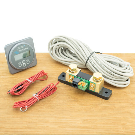 Victron batterij monitor BMV 702 grijs