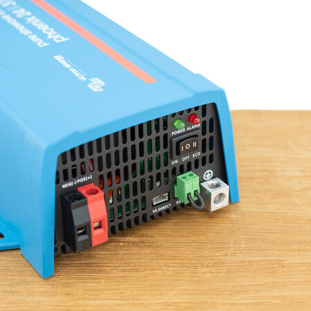 Victron Phoenix 24/375 DC/AC Omvormer