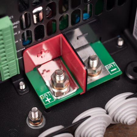 Victron MultiPlus-II 24/3000/70-32