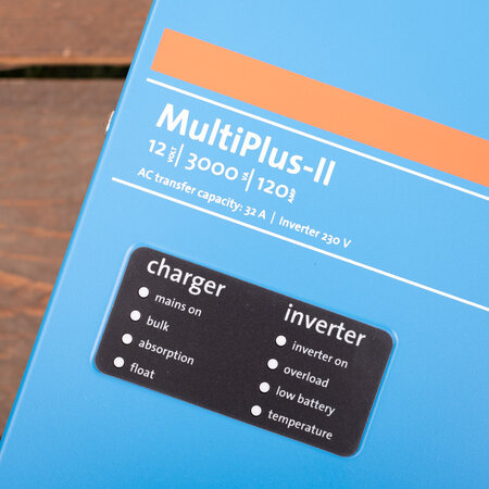Victron MultiPlus-II 12/3000/120-32