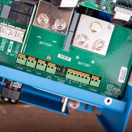 Victron MultiPlus 12/3000/120-50