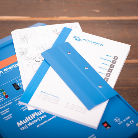 Victron MultiPlus C 12/1600/70-16