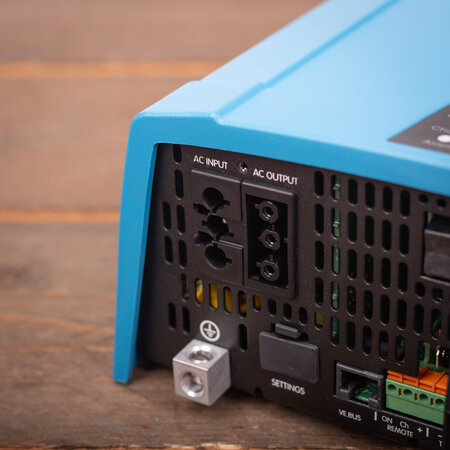 Victron MultiPlus IP21 24/1200/25-16