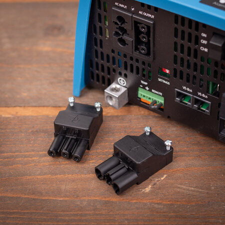 Victron MultiPlus IP21 24/1600/40-16