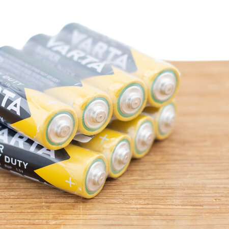 8 stuks AA Batterijen VARTA Super Heavy Duty