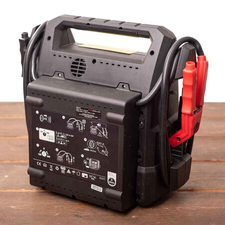 Schumacher PBI201 Jumpstarter 12V/24V 1800/900CA