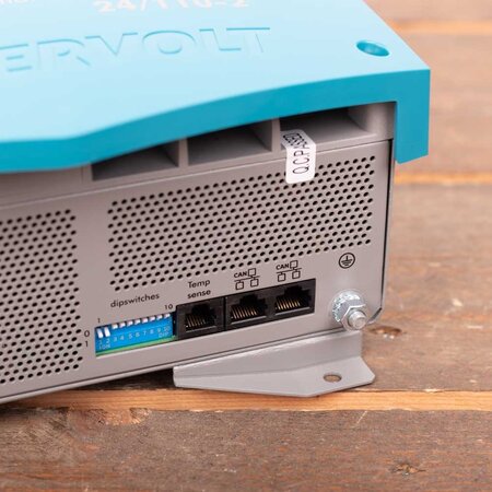 Mastervolt ChargeMaster Plus 24/110-2