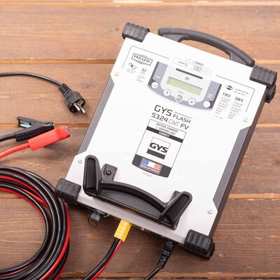 GYS acculader met voeding GYSFLASH 53.24 CNT FV 5M