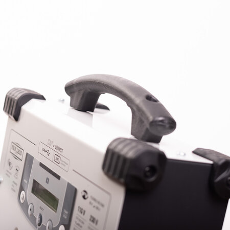GYS acculader met voeding GYSFLASH 53.24 CNT FV | USB / SMC | 100A | 5M kabels | Muurbevestiging