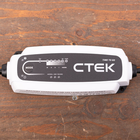 CTEK CT5 TIME TO GO - Bundel met Opbergkoffer, Indicator Eyelets en Bumper