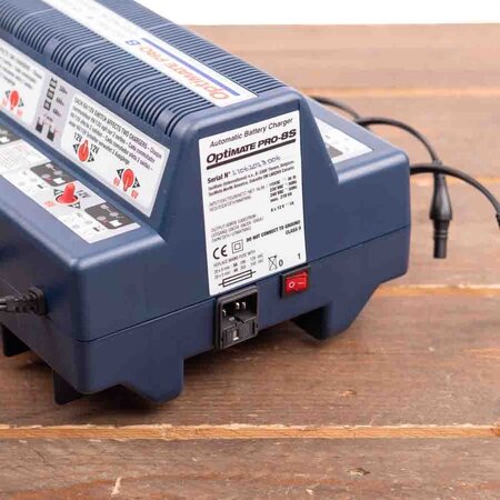 Tecmate Optimate Pro 8 - 6V/12V - 8 x 1A