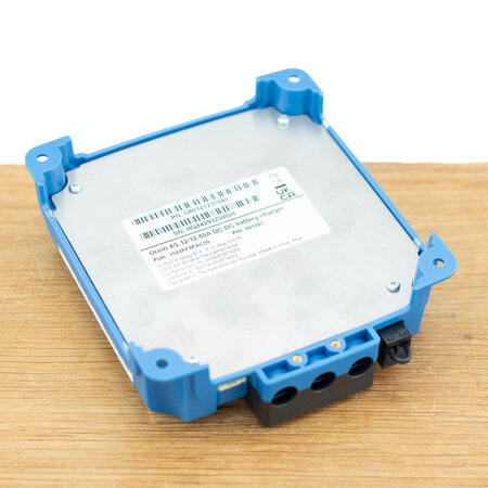 Victron Orion XS 12/12-50A Marine DC-DC acculader