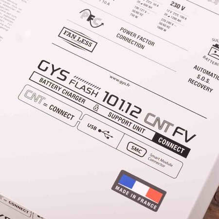GYS acculader met voeding GYSFLASH 101.12 CNT | USB / SMC | 100A | 2.5M kabels