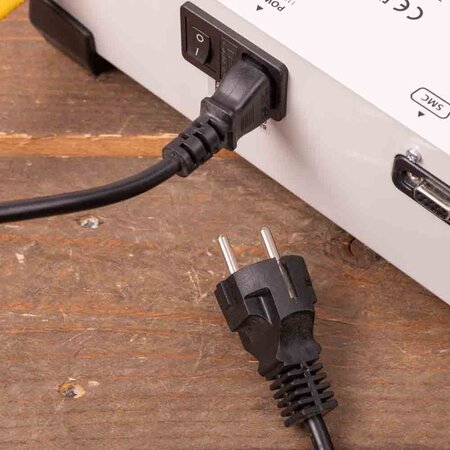 GYS acculader met voeding GYSFLASH 101.12 CNT | USB / SMC | 100A | 2.5M kabels