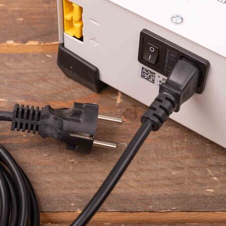 GYS multifunctionele acculader met voeding GYSFLASH 50.24 HF | 6/12/24V | 50A | 2.5M kabels