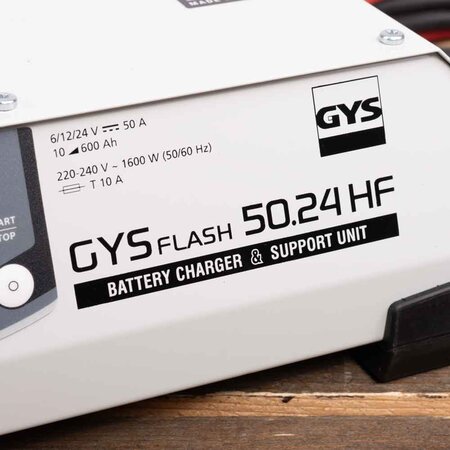 GYS multifunctionele acculader met voeding GYSFLASH 50.24 HF | 6/12/24V | 50A | 5M kabels