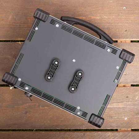 GYS acculader met voeding GYSFLASH 123.12 CNT FV | USB / SMC | 120A | 5M kabels | Muurbevestiging