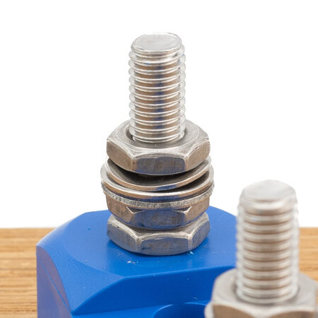 Victron zekeringhouder/ Fuse holder voor MEGA zekering met kap