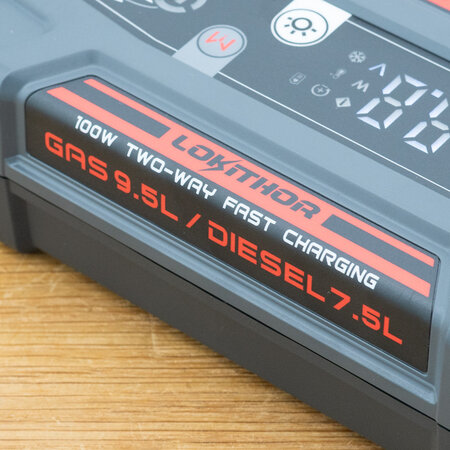 Lokithor J402 Pro Jumpstarter 3500A
