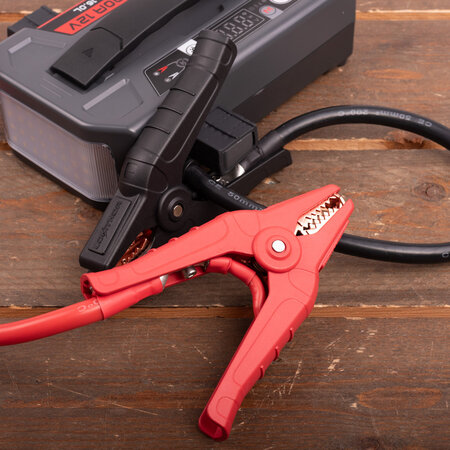 Lokithor J701HD 24V Jumpstarter 4000A