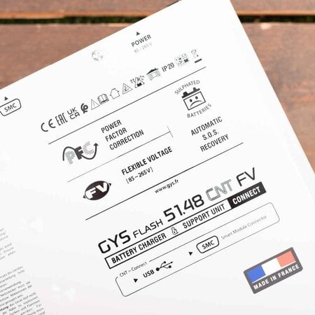 GYS acculader met voeding GYSFLASH 51.48 CNT FV | USB / SMC | 5M kabels