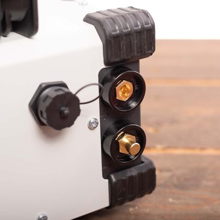 GYS acculader met voeding GYSFLASH 107.24 CNT FV | USB / SMC | 100A | 5M kabels | Muurbevestiging