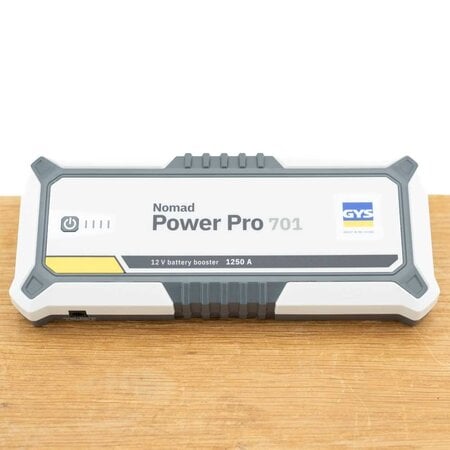 GYS Nomad Power 701 - Lithium Jumpstarter, Powerbank