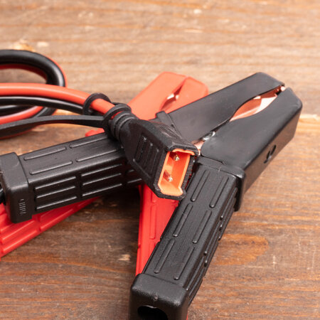 GYS Multicharge station 4x10A 6V/12V voor (vier) accu's Pb-Li