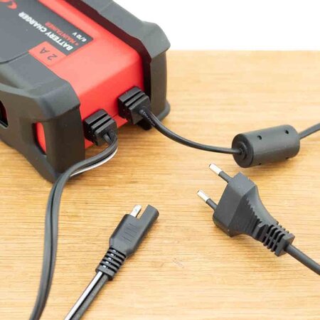 Schumacher SPI2 6V/ 12V 2A Automatische Acculader